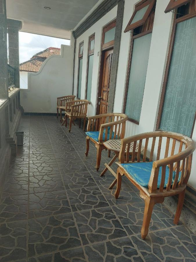 Cempaka 2 Homestay Legian  Exterior photo